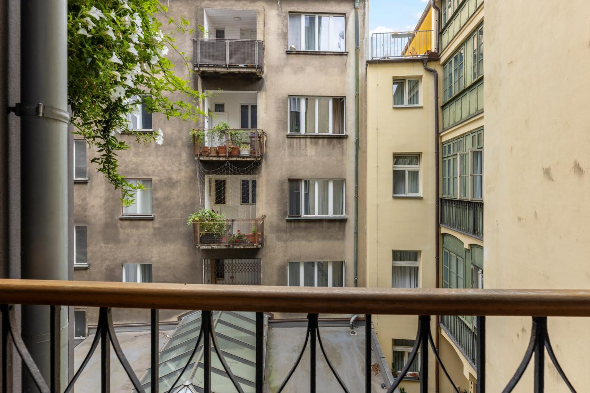 Hotel Republika&Suites Praha Bagian luar foto