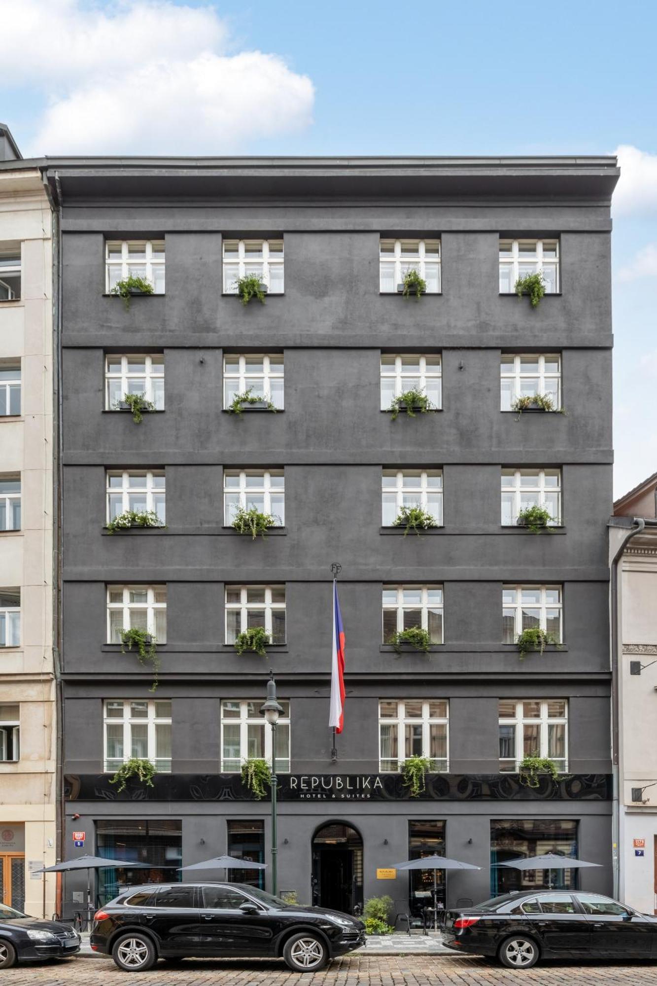 Hotel Republika&Suites Praha Bagian luar foto